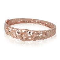 Queen Plumeria Bangle with Diamonds Pink Gold